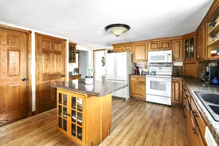 552 Milford St, Watertown, WI 53094 - Photo 15