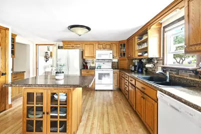 552  Milford St, Watertown, WI 53094 - Photo 13