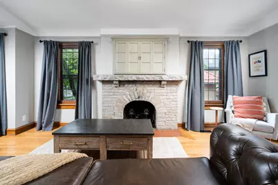 7023  Grand Pkwy, Wauwatosa, WI 53213 - Photo 9