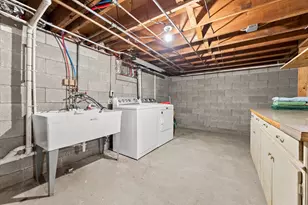 W238N6498 Elmwood Ave, Sussex, WI 53089 - Photo 27
