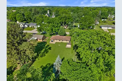 W238N6498  Elmwood Ave, Sussex, WI 53089 - Photo 31