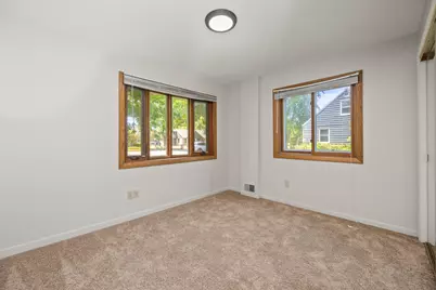 1530 E Morgan Ave, Milwaukee, WI 53207 - Photo 11