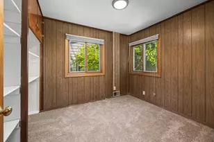1530 E Morgan Ave, Milwaukee, WI 53207 - Photo 13