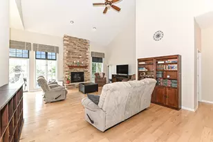 1299 Pheasant Ct, Lake Geneva, WI 53147 - Photo 9