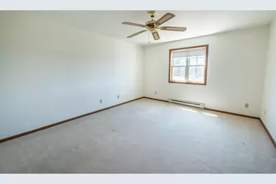 715  Canterberry Ct #209, West Bend, WI 53090 - Photo 17