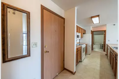 715  Canterberry Ct #209, West Bend, WI 53090 - Photo 23