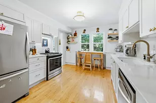 4834 W Wisconsin Ave, Milwaukee, WI 53208 - Photo 15