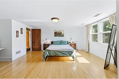 4834 W Wisconsin Ave, Milwaukee, WI 53208 - Photo 37