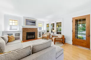 4834 W Wisconsin Ave, Milwaukee, WI 53208 - Photo 9