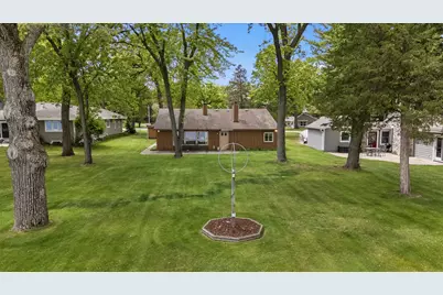 W378S5074 W Pretty Lake Rd, Ottawa, WI 53118 - Photo 3