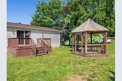220 N Packer Dr, Francis Creek, WI 54220 - Photo 23