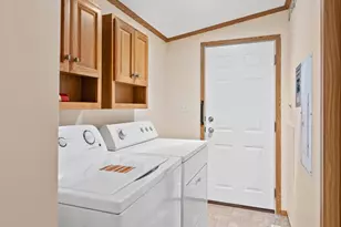 220 N Packer Dr, Francis Creek, WI 54220 - Photo 9