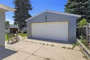 6924 Whitewater St, Racine, WI 53402 - Photo 25