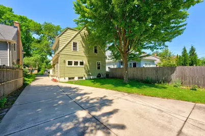 5532 N Lydell Ave, Whitefish Bay, WI 53217 - Photo 25