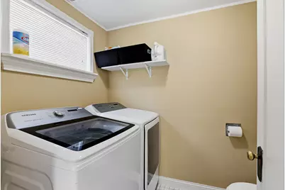 516 N 5th St, Manitowoc, WI 54220 - Photo 17
