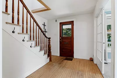 516 N 5th St, Manitowoc, WI 54220 - Photo 3