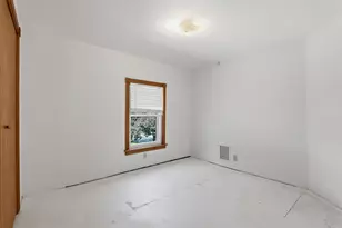 516 N 5th St, Manitowoc, WI 54220 - Photo 25