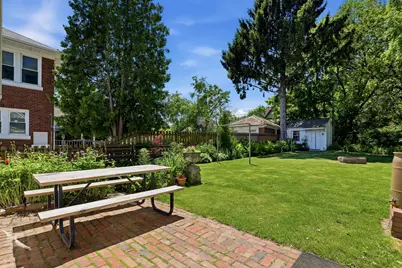 516 N 5th St, Manitowoc, WI 54220 - Photo 31