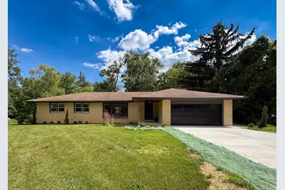 17865  Windemere Rd, Brookfield, WI 53045 - Photo 1