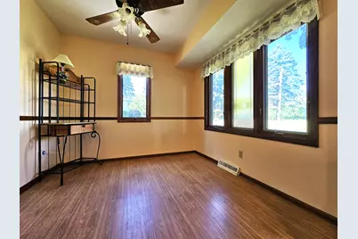 W225N8303  Longview Dr, Lisbon, WI 53089 - Photo 35