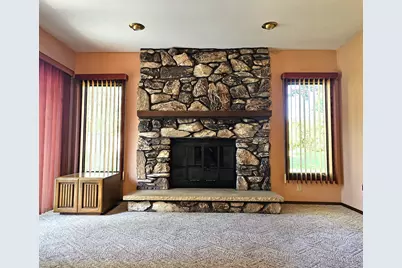 W225N8303  Longview Dr, Lisbon, WI 53089 - Photo 41