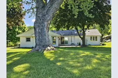 W225N8303  Longview Dr, Lisbon, WI 53089 - Photo 9
