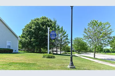 1202  Woodbury Cmn #A, Waukesha, WI 53189 - Photo 39