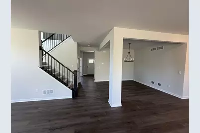 N101W16888  Tanglewood Dr, Germantown, WI 53022 - Photo 9