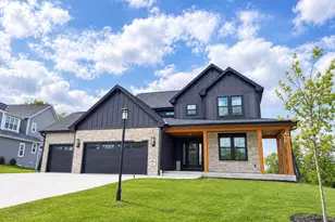 N66W21485 Sagebrush Dr, Menomonee Falls, WI 53051 - Photo 1