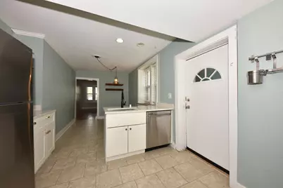 1816 N Arlington Pl, Milwaukee, WI 53202 - Photo 19