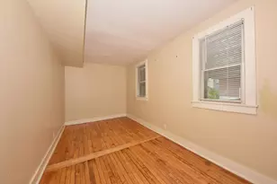 1816 N Arlington Pl, Milwaukee, WI 53202 - Photo 15