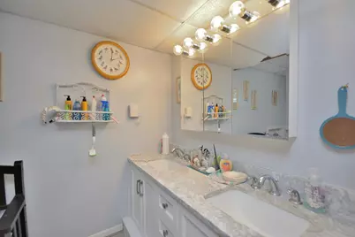 2024  Quincy Ave, Racine, WI 53403 - Photo 23