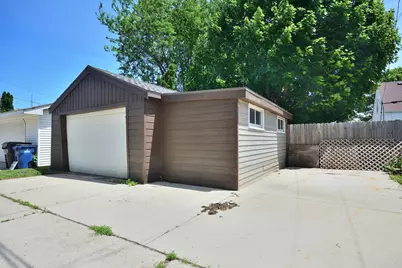 2024  Quincy Ave, Racine, WI 53403 - Photo 29