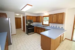S70W19298 Wentland Dr, Muskego, WI 53150 - Photo 9