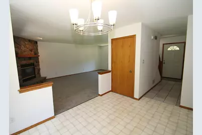 S70W19298  Wentland Dr, Muskego, WI 53150 - Photo 11