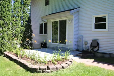 S70W19298  Wentland Dr, Muskego, WI 53150 - Photo 5