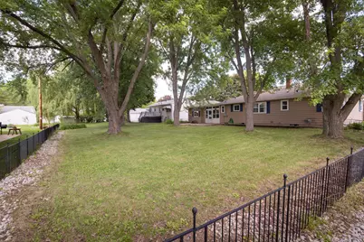 642  Vine St, Fond du Lac, WI 54935 - Photo 27