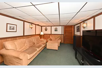 12660 W Crawford Dr, New Berlin, WI 53151 - Photo 35