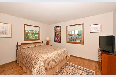 12660 W Crawford Dr, New Berlin, WI 53151 - Photo 19