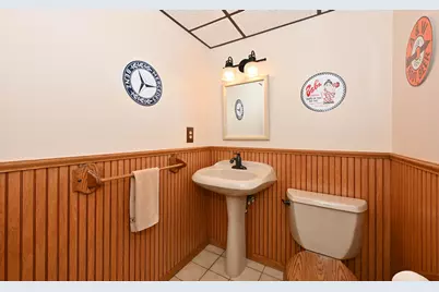 12660 W Crawford Dr, New Berlin, WI 53151 - Photo 37