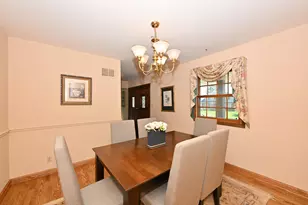 12660 W Crawford Dr, New Berlin, WI 53151 - Photo 7