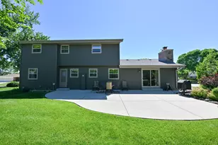 12660 W Crawford Dr, New Berlin, WI 53151 - Photo 45