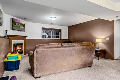 213  Kenneda St, Holmen, WI 54636 - Photo 25