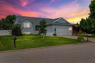 213 Kenneda St, Holmen, WI 54636 - Photo 1