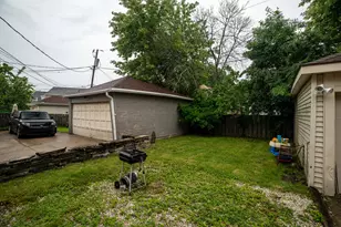 4112 N Woodburn St, Shorewood, WI 53211 - Photo 33