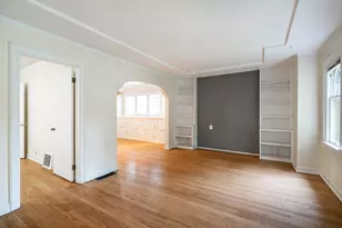 4112 N Woodburn St, Shorewood, WI 53211 - Photo 3