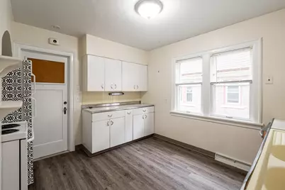 4112 N Woodburn St #4114, Shorewood, WI 53211 - Photo 7