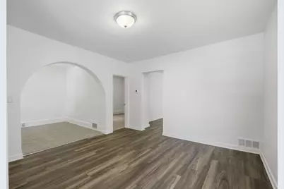 2954 N 19th St, Milwaukee, WI 53206 - Photo 13
