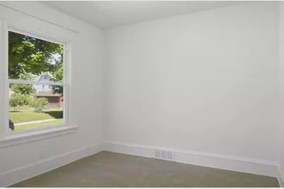 2954 N 19th St, Milwaukee, WI 53206 - Photo 7