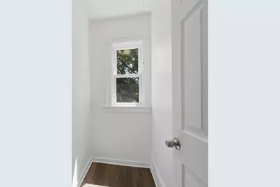 2954 N 19th St, Milwaukee, WI 53206 - Photo 25